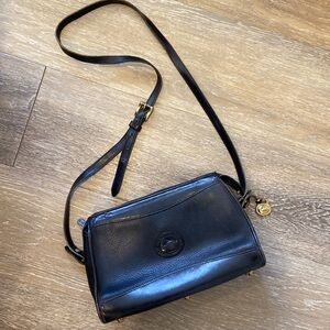 Dooney & Burke vintage Crossbody bag